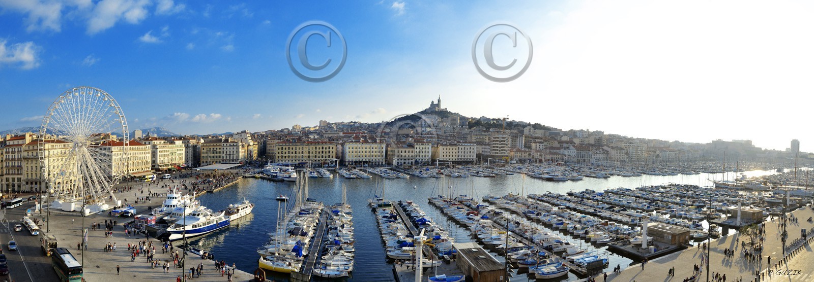 LE VIEUX PORT DE MARSEILLE  AUTRE LUMIERE  PRINTEMPS ETE AVEC LA ROUE Marseille Provence photo panoramique couleurFORMAT DISPONIBLE  150X52cm  33X95cm ( et 20X60cm en vente direct uniquement ) XXL 200X100pas de telechargement disponible.A chaque format correspond une éditions limitée spécifique .© collection P GUZIKA titre indicatif suivant la finition, tarif encadré vente direct:150 x 52 cm 180€33   x 95 cm   99€20   x 60 cm   39€disponible en  30 X10 cm  sur stand en vente directDISPONIBLE SUIVANT STOCK -  CRÉATION JOURNALIERE  -