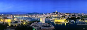 MARSEILLE BY NIGHT VIEUX PORT COTE ST LAURENTMarseille Provence photo panoramique couleurFORMAT DISPONIBLE  150X52cm  33X95cm ( et 20X60cm en vente direct uniquement ) XXL 200X100pas de telechargement disponible.A chaque format correspond une éditions limitée spécifique .© collection P GUZIKA titre indicatif suivant la finition, tarif encadré vente direct:150 x 52 cm 180€33   x 95 cm   99€20   x 60 cm   39€disponible en  30 X10 cm  sur stand en vente directDISPONIBLE SUIVANT STOCK -  CRÉATION JOURNALIERE  -