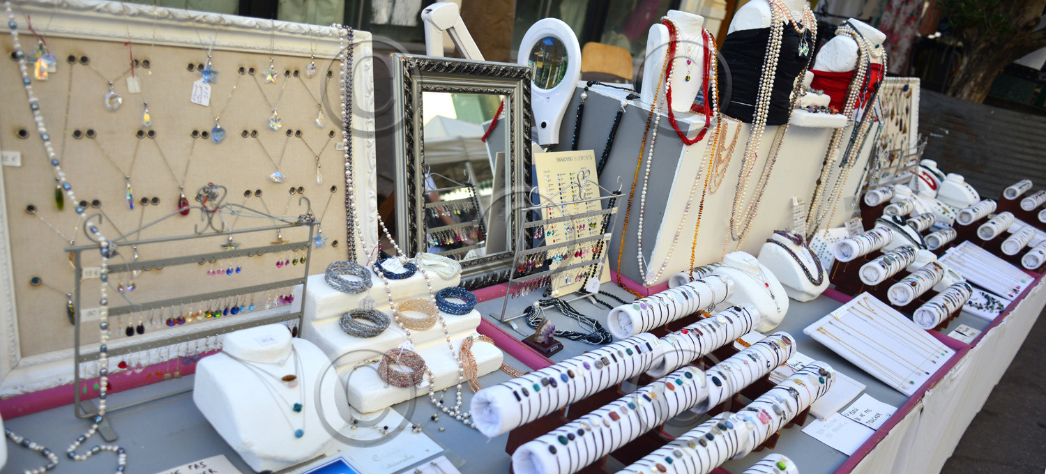 Marché à Marseille sur le vieux port