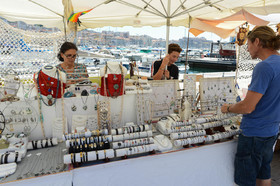 Marché à Marseille sur le vieux port