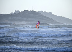 TEMPETE ZEUS MARSEILLE ,PLAGE DU PRADO,WINDSURF, PLANCHE À  VOILE
