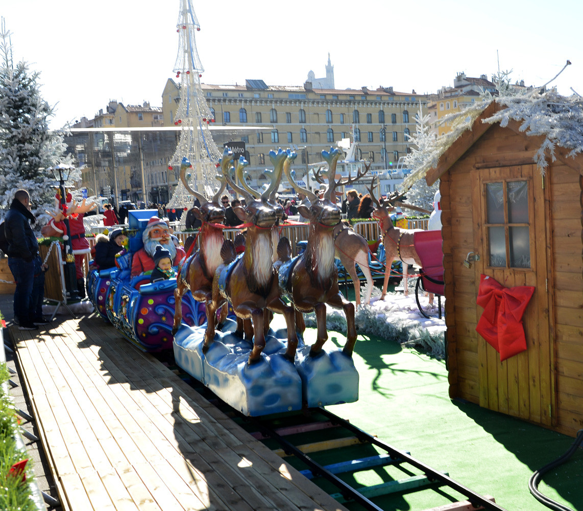 MARCHÉ DE NOEL DE MARSEILLE  ( photos des precedents marchés ),
