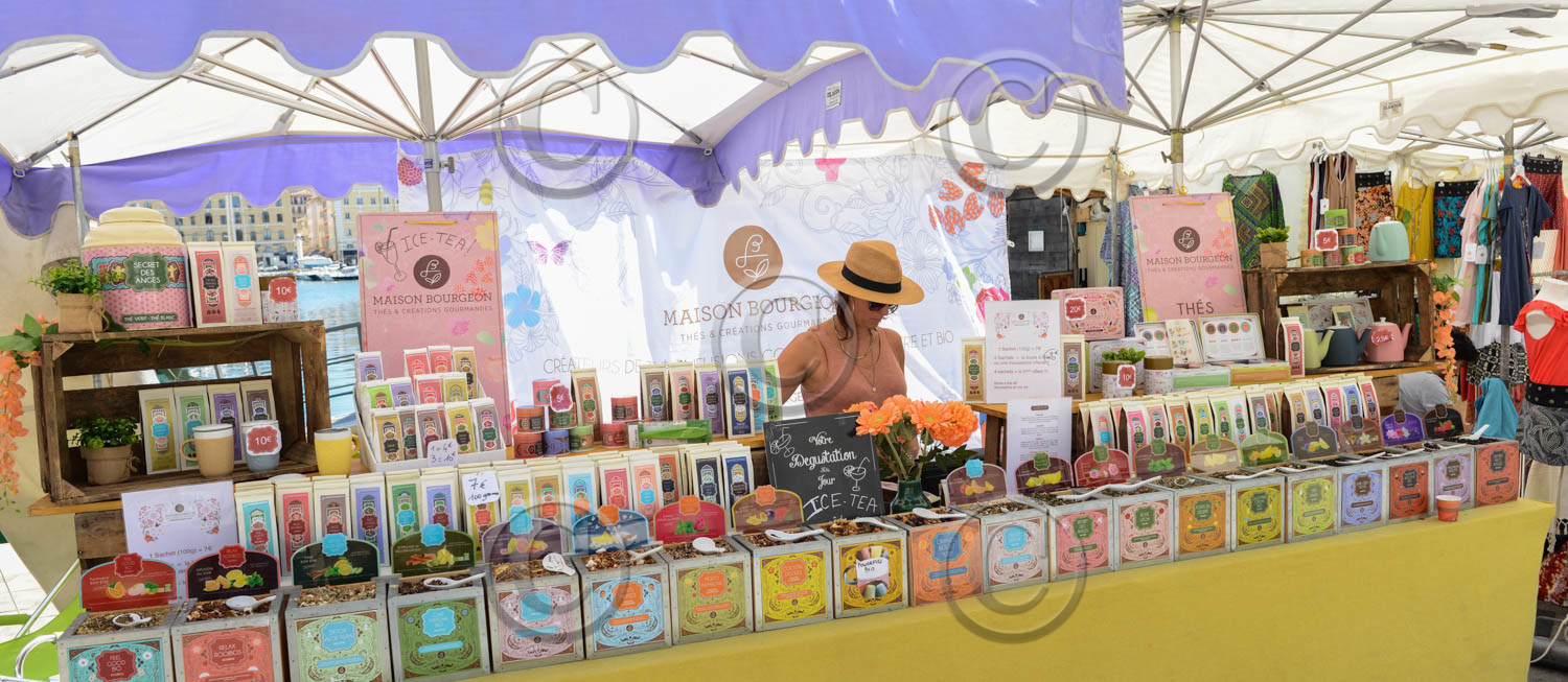 Marché à Marseille sur le vieux port