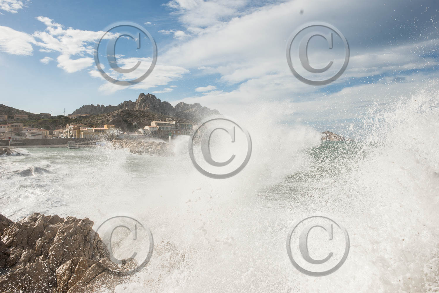 MISTRAL A  MARSEILLE , ROUTE DE GOUDES