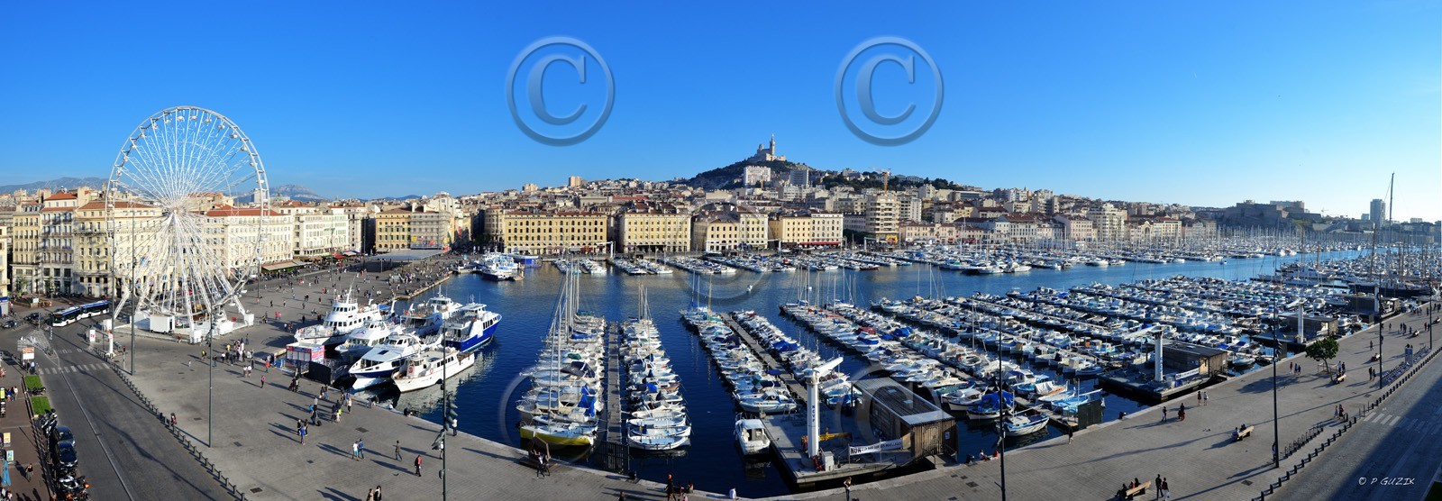 LE VIEUX PORT DE MARSEILLE  JOUR D'ETE AVEC LA ROUE INTEGRALEMarseille Provence photo panoramique couleurFORMAT DISPONIBLE  150X52cm  33X95cm ( et 20X60cm en vente direct uniquement ) XXL 200X100pas de telechargement disponible.A chaque format correspond une éditions limitée spécifique .© collection P GUZIKA titre indicatif suivant la finition, tarif encadré vente direct:150 x 52 cm 180€33   x 95 cm   99€20   x 60 cm   39€disponible en  30 X10 cm  sur stand en vente directDISPONIBLE SUIVANT STOCK -  CRÉATION JOURNALIERE  -