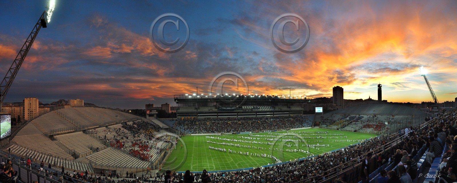 COUCHE DE SOLEIL  SUR LE STADE VELODOME DE MARSEILLE FETE DES ECOLESFORMAT 1OO X 40 cm sur mesure format  du cabanonpas de telechargement disponible.A chaque format correspond une éditions limitée spécifique .© collection P GUZIKA titre indicatif suivant la finifion, tarif encadré vente direct: DISPONIBLE SUIVANT STOCK -  CRÉATION JOURNALIERE  -
