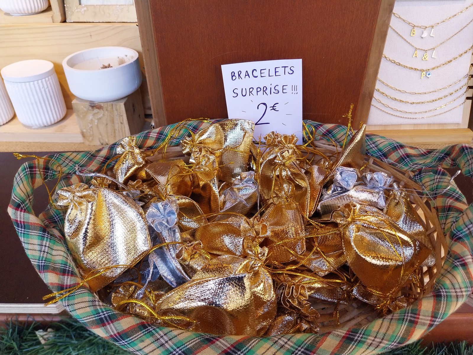 Marche de noel de Marseille 2023   2024