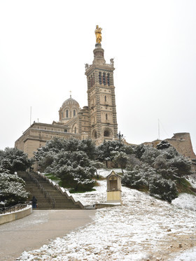 neige-a-marseille-22-mars-notre-dame-de-la-garde-30x40.jpg