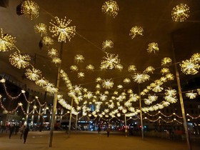 Marche de noel de Marseille 2023   2024