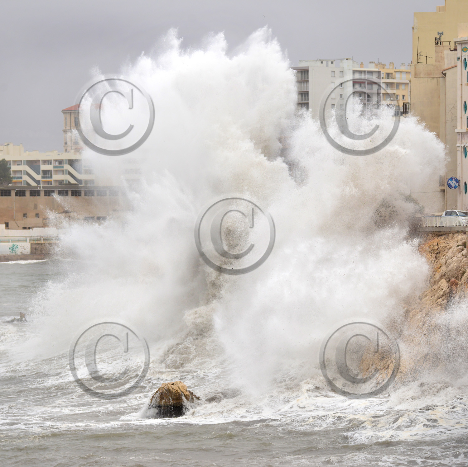 MISTRAL, STRORM,VENT DU SUD