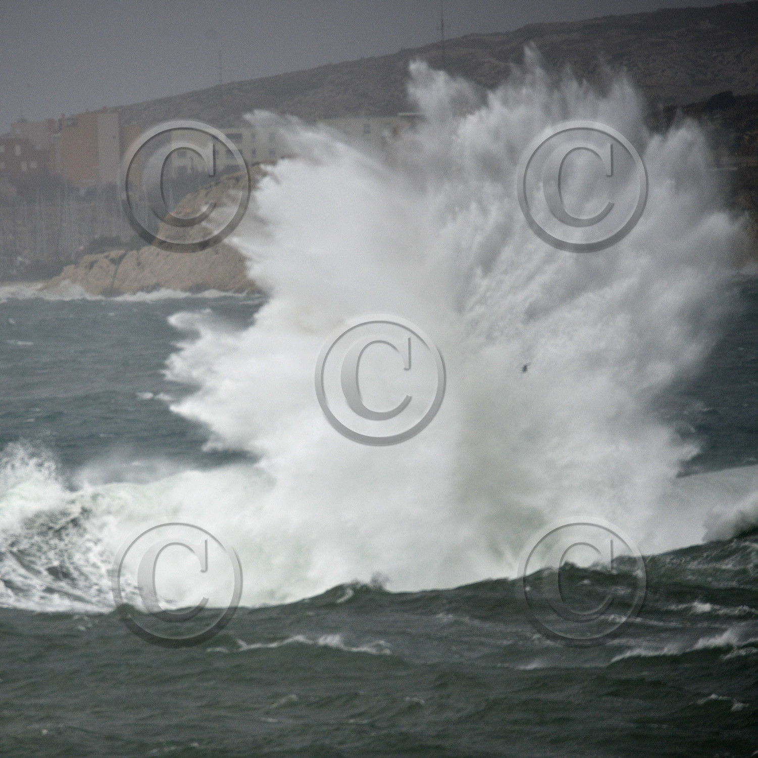 MISTRAL, STRORM,VENT DU SUD
