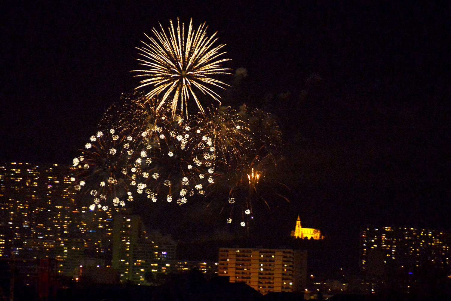 MARCHÉ DE NOEL DE MARSEILLE  ( photos des precedents marchés ),