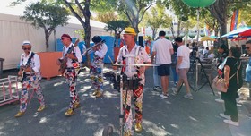 Je suis présent à la foire de Marseillle 2024  horaire 10 h à 19h en semaine              10h à  20h le week end              10h à 23h le vendredi 27 septembre pour la nocturne