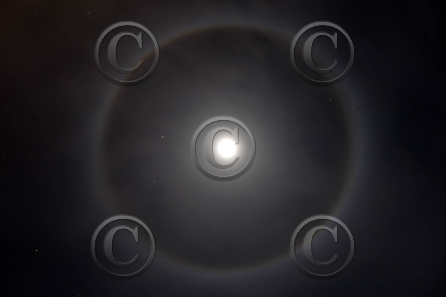 arc en ciel de lune , avec les étoiles .....